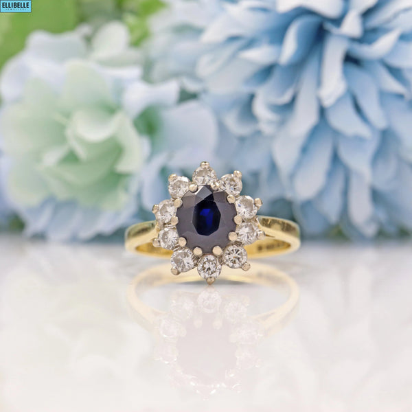 VINTAGE SAPPHIRE & DIAMOND 18CT GOLD DAISY CLUSTER RING