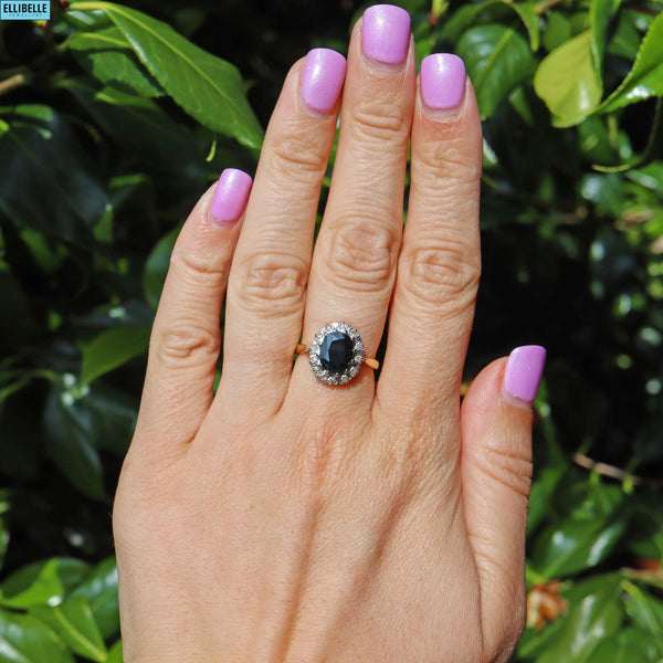 VINTAGE SAPPHIRE & DIAMOND 18CT GOLD HALO RING