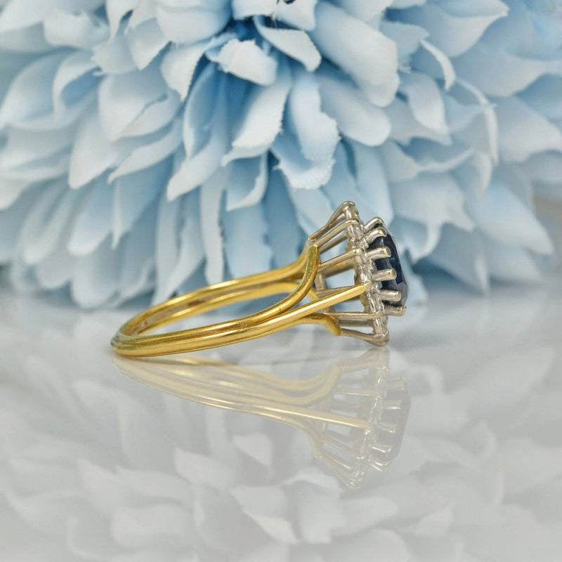 Ellibelle Jewellery VINTAGE SAPPHIRE & DIAMOND 18CT GOLD HALO RING