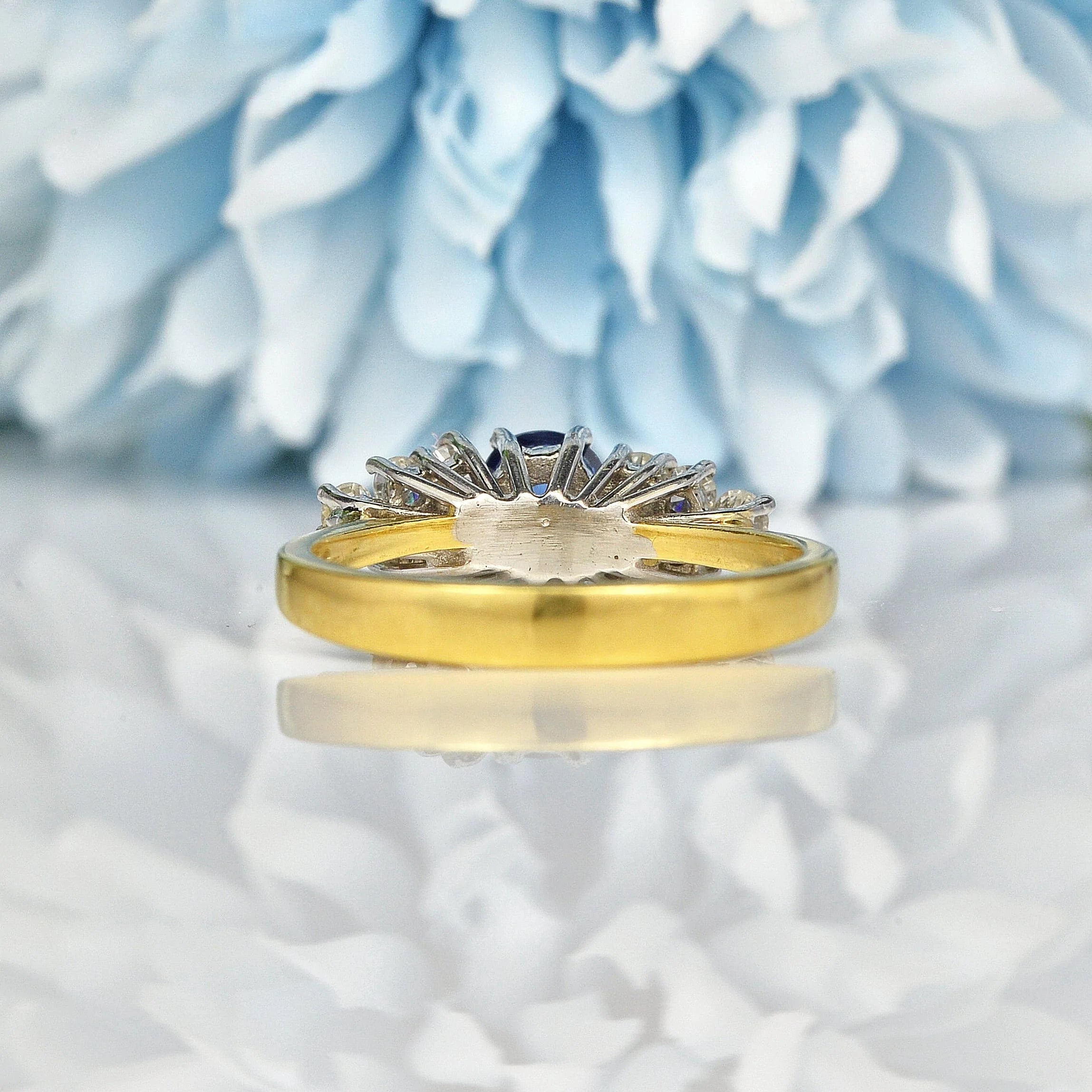 Ellibelle Jewellery VINTAGE SAPPHIRE & DIAMOND 18CT GOLD RING