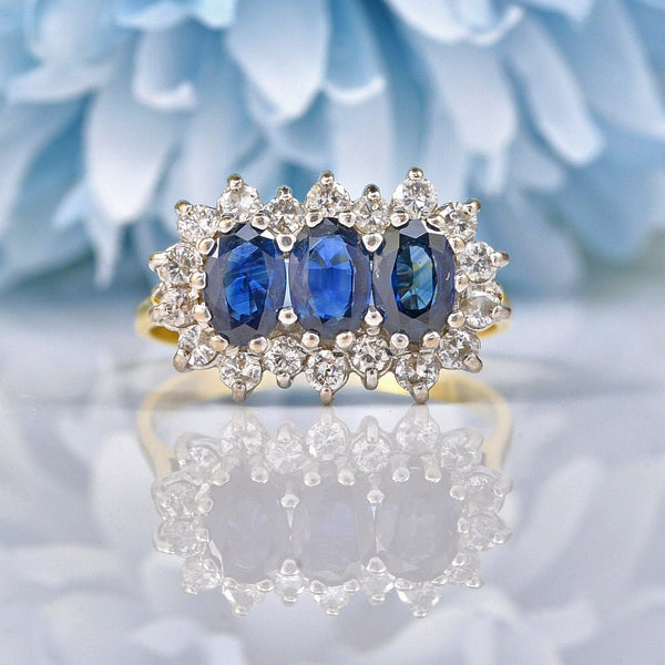 VINTAGE SAPPHIRE & DIAMOND TRIPLE CLUSTER RING