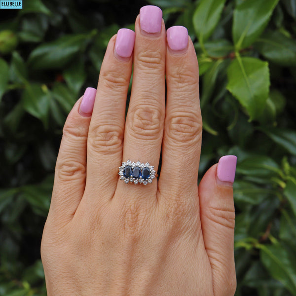 VINTAGE SAPPHIRE & DIAMOND TRIPLE CLUSTER RING