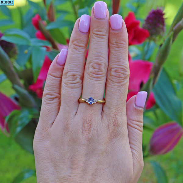 VINTAGE TANZANITE & DIAMOND 9CT GOLD RING