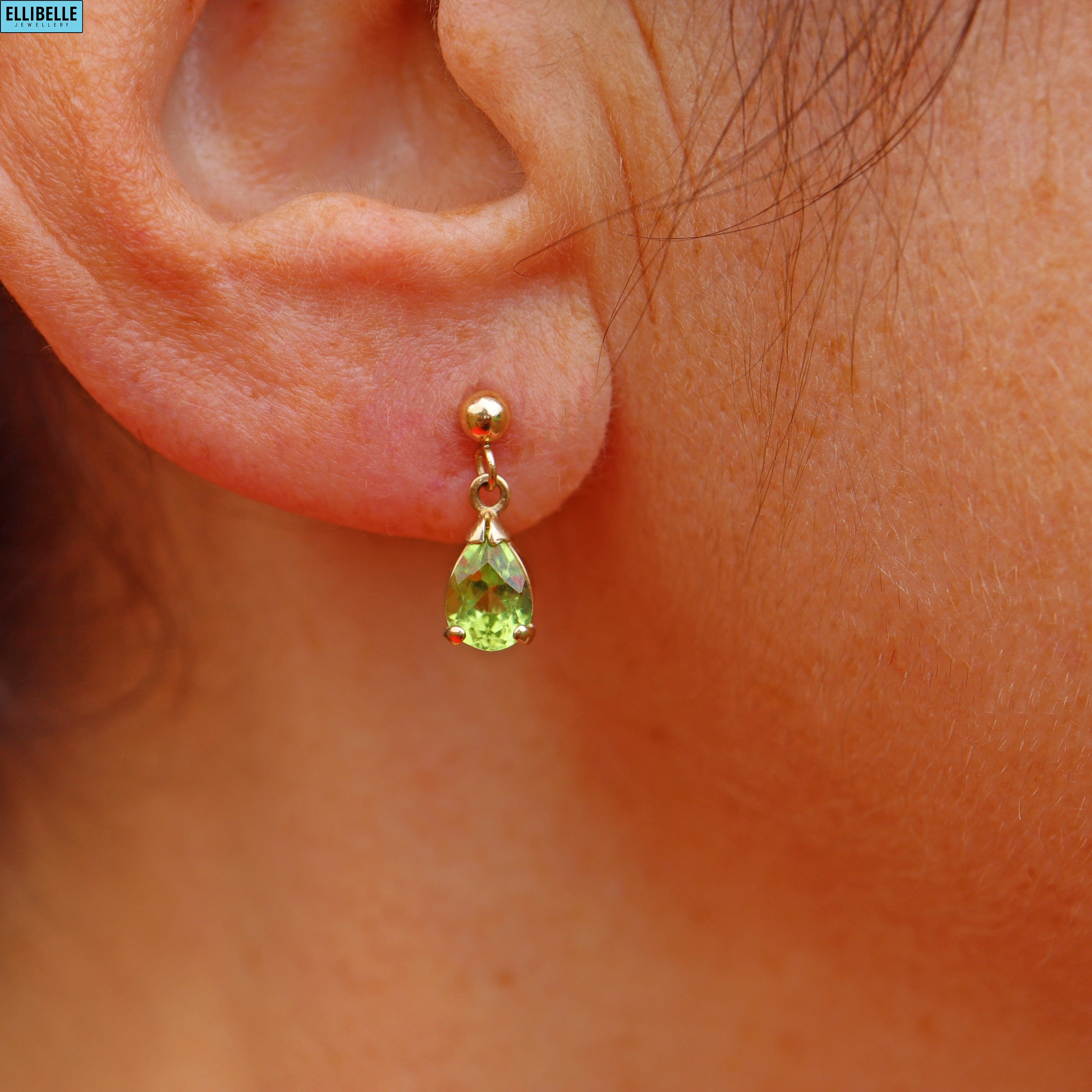 VINTAGE TEAR-DROP PERIDOT GOLD PENDANT EARRINGS
