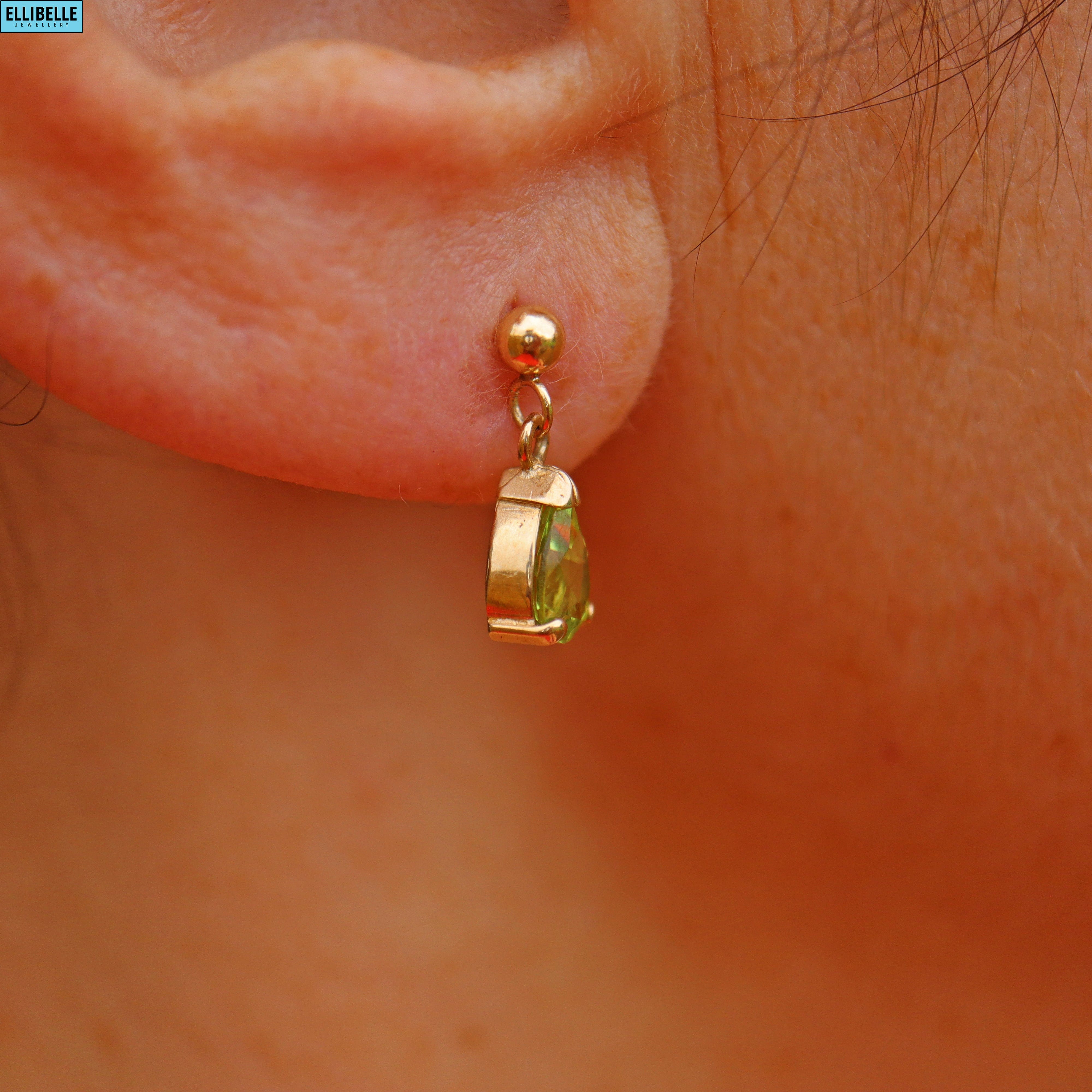 VINTAGE TEAR-DROP PERIDOT GOLD PENDANT EARRINGS